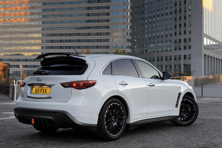  Infiniti FX50 S Sebastian Vettel Edition 2011 года  (фото 22 из 74)
